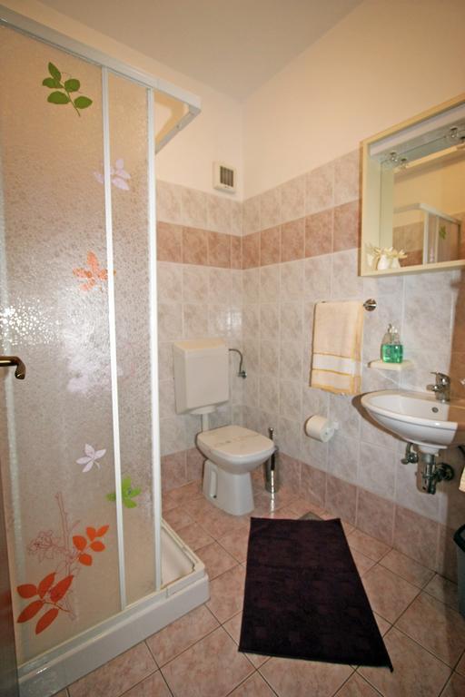 Family Friendly Apartments Pola Camera foto